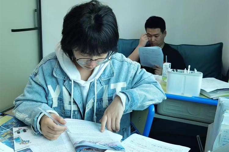 高考复读培训课程